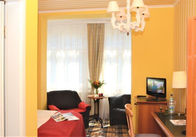 Boutique Hotel Schieferhof Neuhaus am Rennweg Extérieur photo