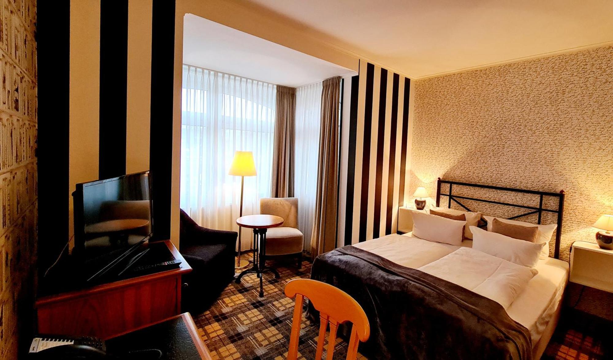 Boutique Hotel Schieferhof Neuhaus am Rennweg Extérieur photo