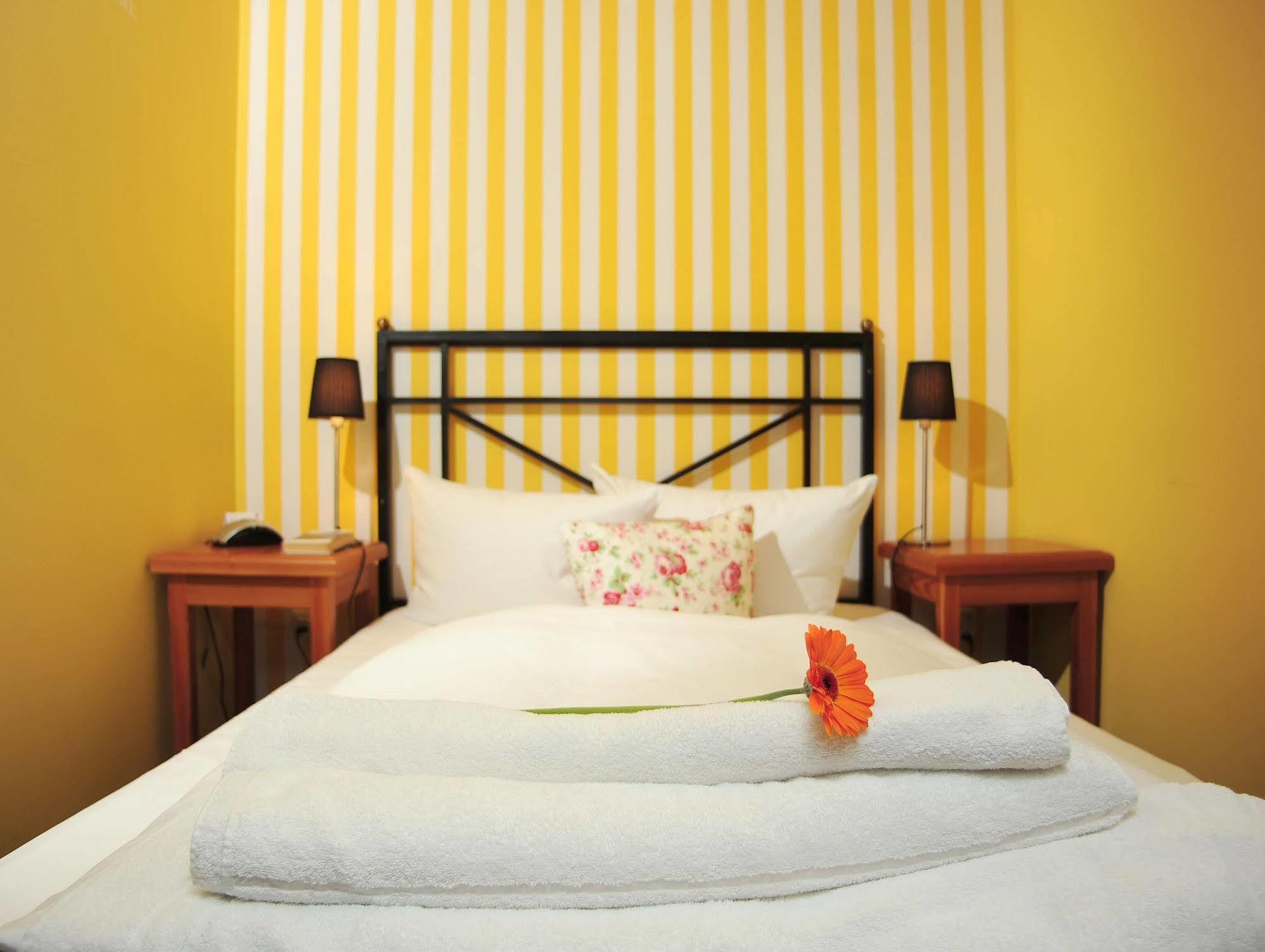 Boutique Hotel Schieferhof Neuhaus am Rennweg Extérieur photo
